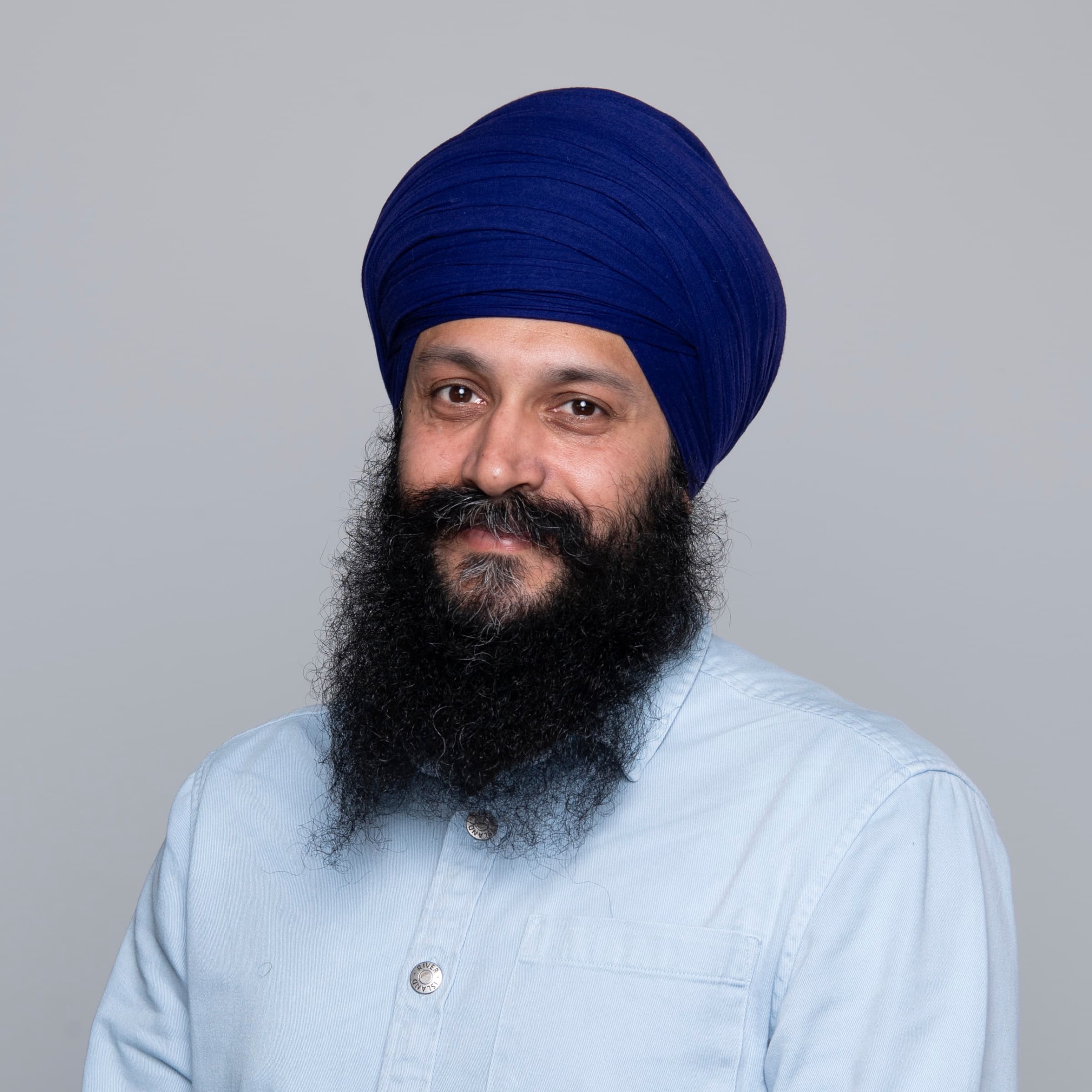 Ravinder Nizzer.