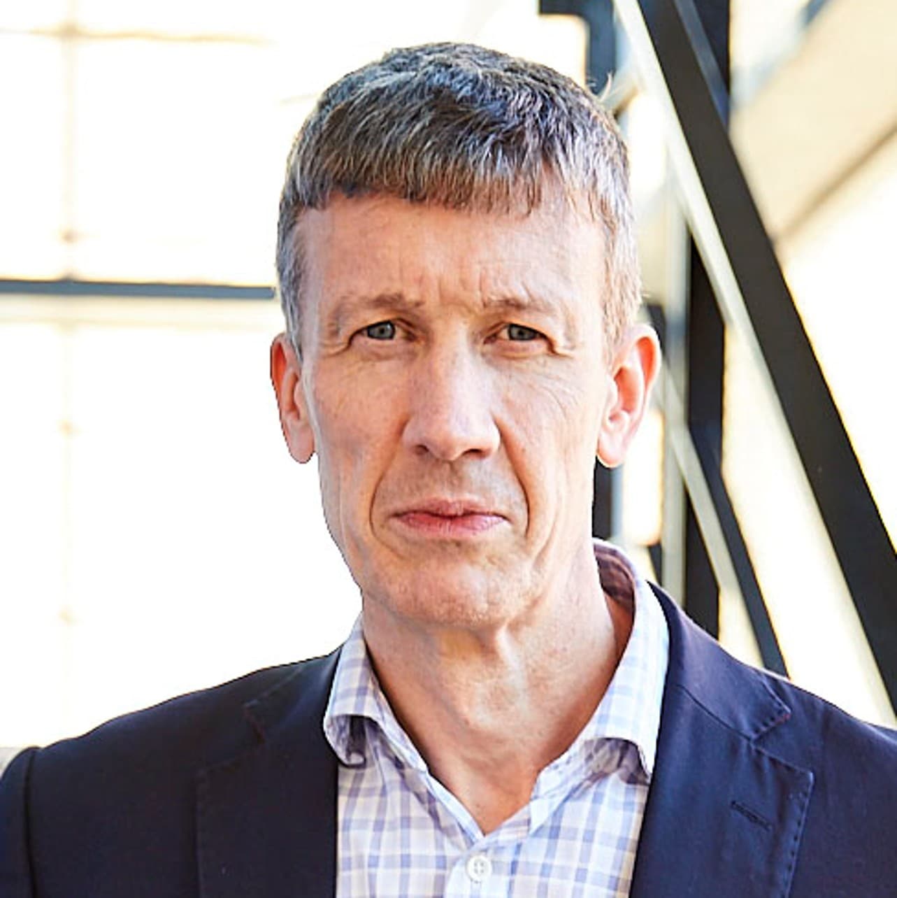 Image of Iain McNeish.